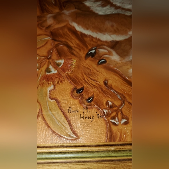 Vintage Koala art, leatherwork sculpted and hand colored - Picture 4 of 10